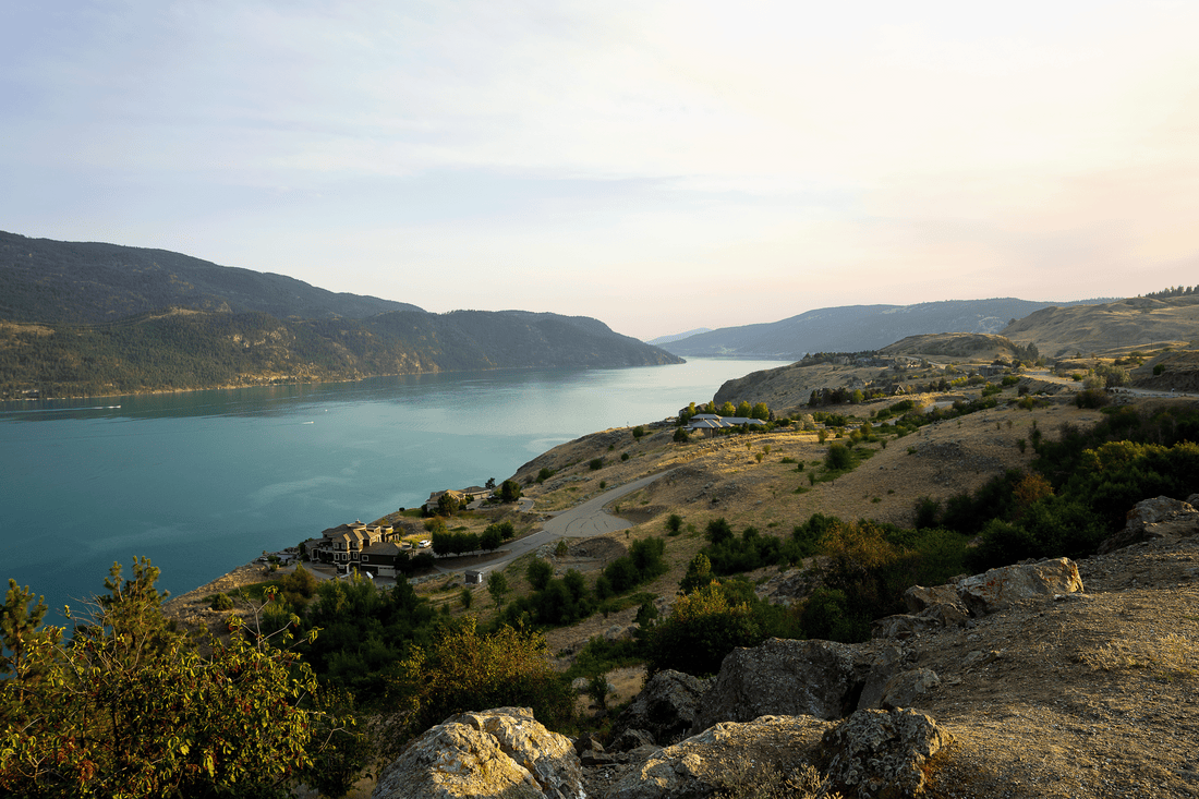 Les Incontournables pour pleinement profiter d’un séjour dans la vallée de l’Okanagan||Essentials to fully enjoy a stay in the Okanagan Valley