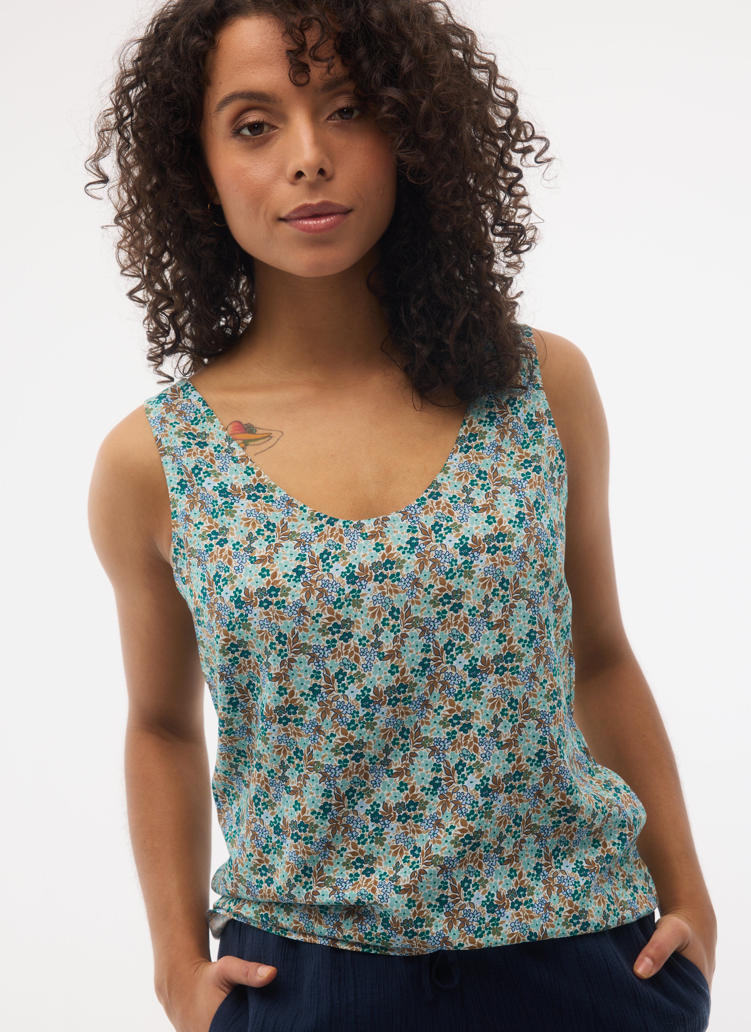 CHLOE Tank Top – FIG Clothing