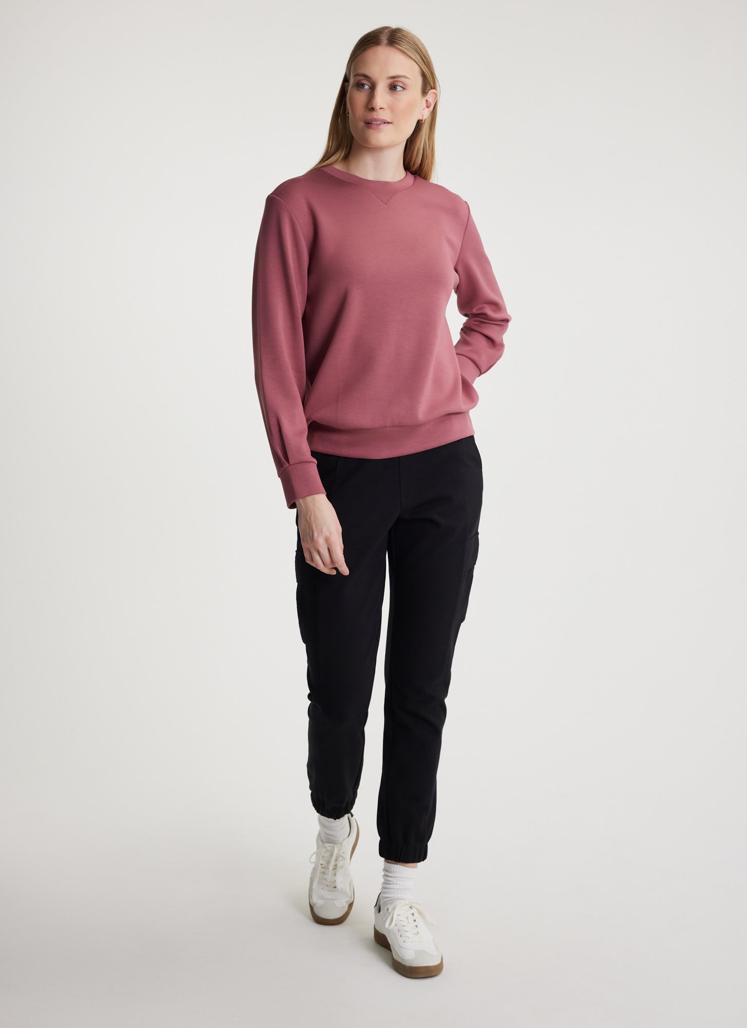 evora top licorice front