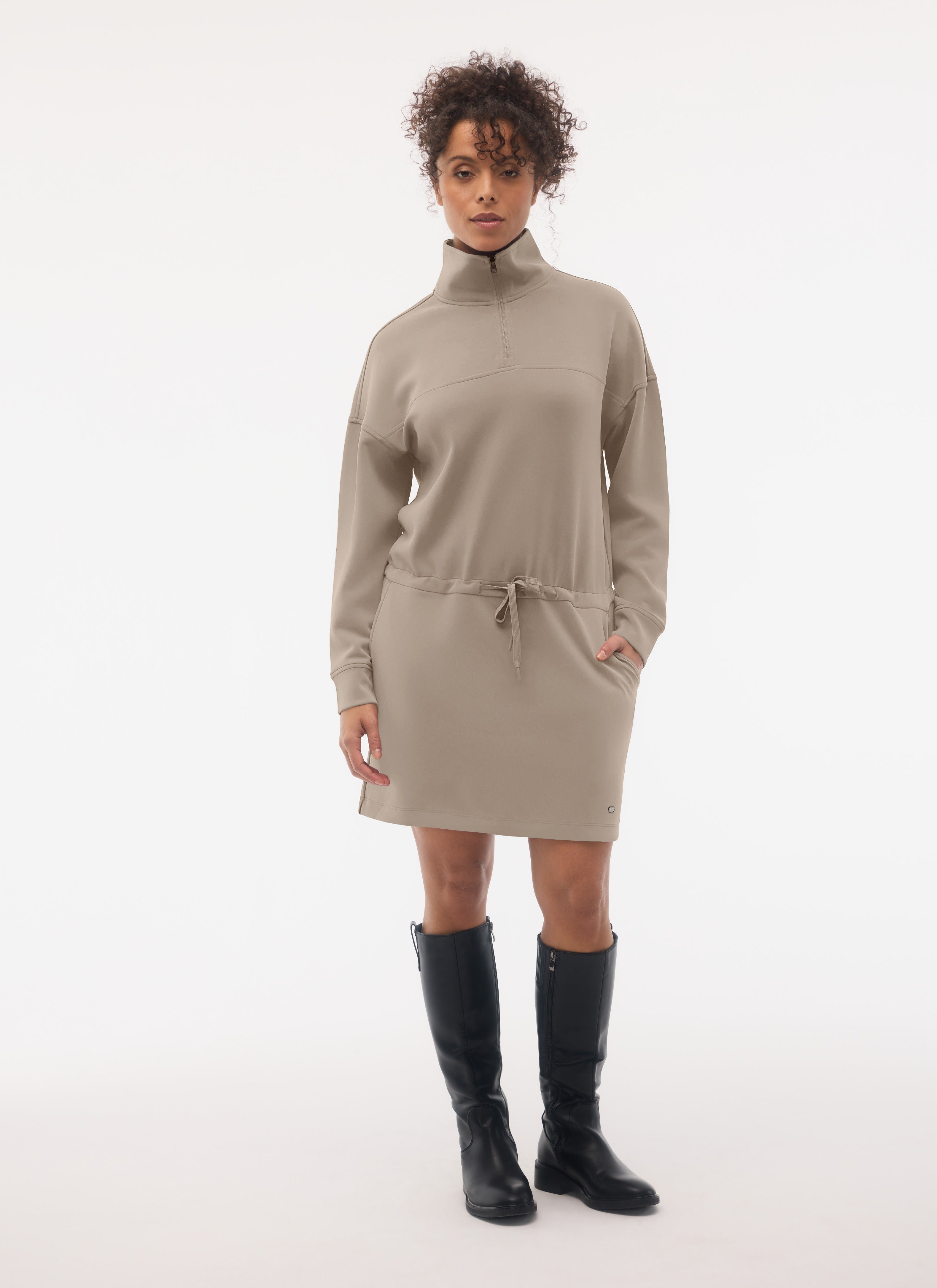 AURORA 1/2 zip dress