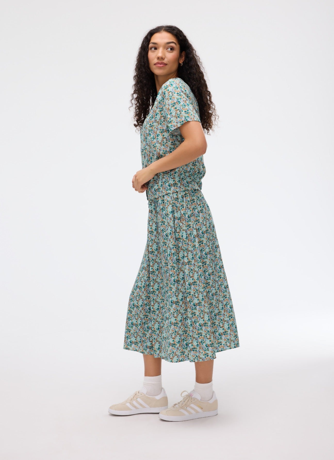 MAE Short Sleeve Top